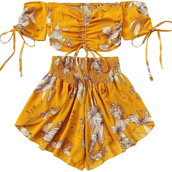 Shorts and Top Set - Picture 2 of 4